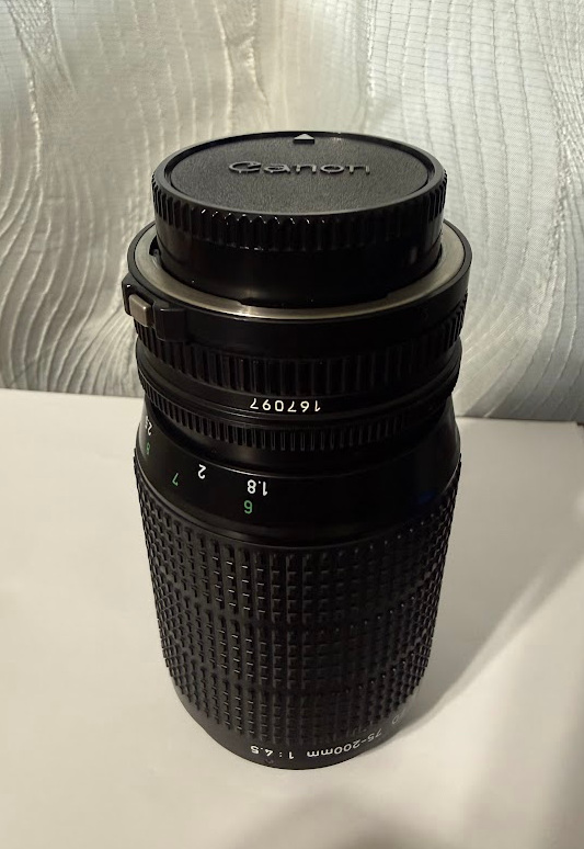Canon FD 75-200mm Telephoto Zoom Lens 35mm Camera 1:4.5 Clenad TESTED